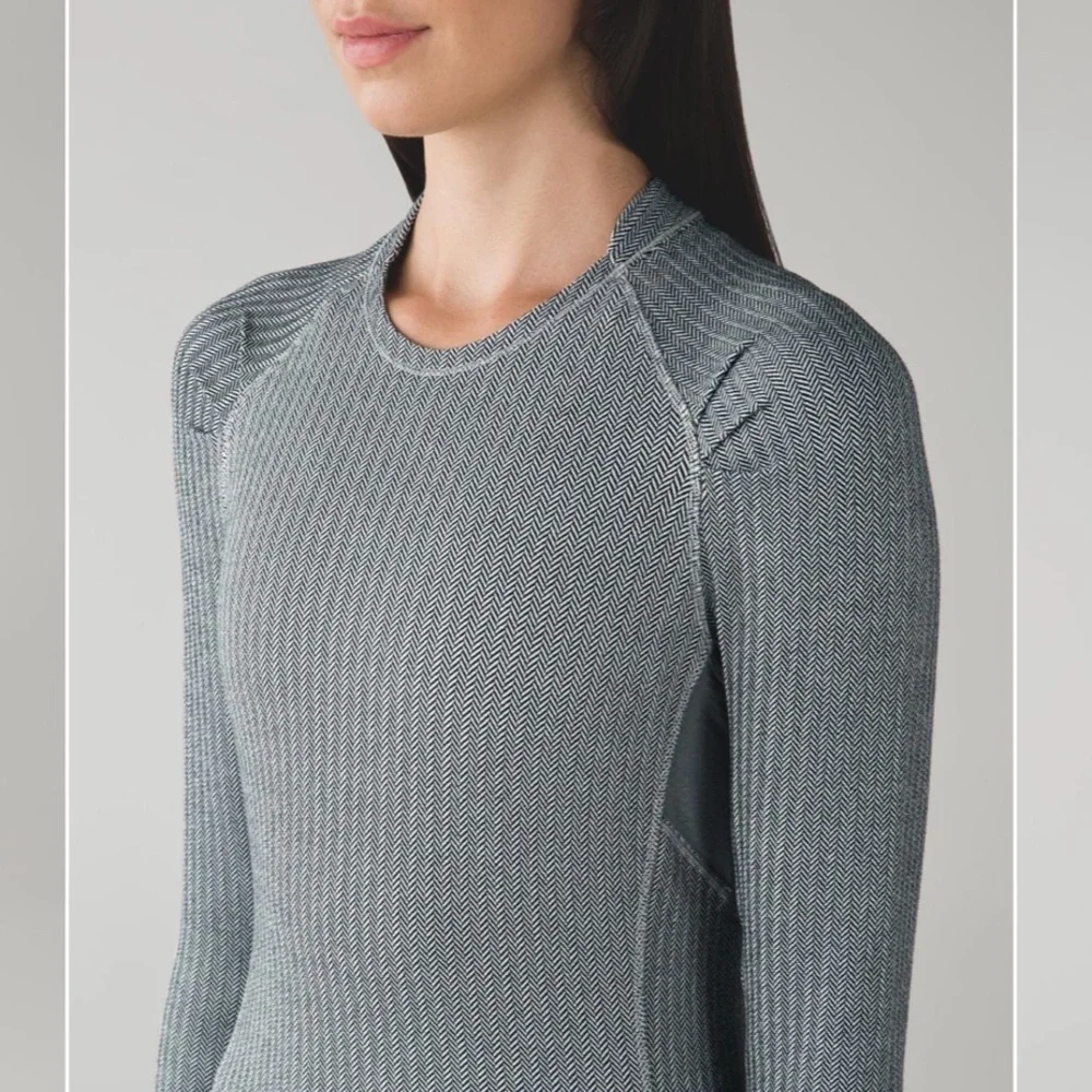 Lululemon Think Fast Long Sleeve Heathered Herringbone Silver Spoon Black